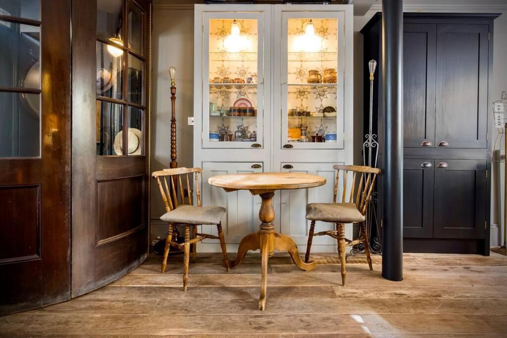 Villa Kings Cross, Self-Contained House & Private Garden Londra Esterno foto
