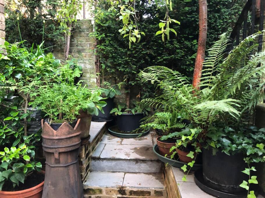 Villa Kings Cross, Self-Contained House & Private Garden Londra Esterno foto